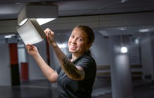 Frida Franzén är elektriker på Regionservice- USÖ