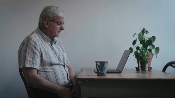 Studiedeltagare i digiyoga.jpg