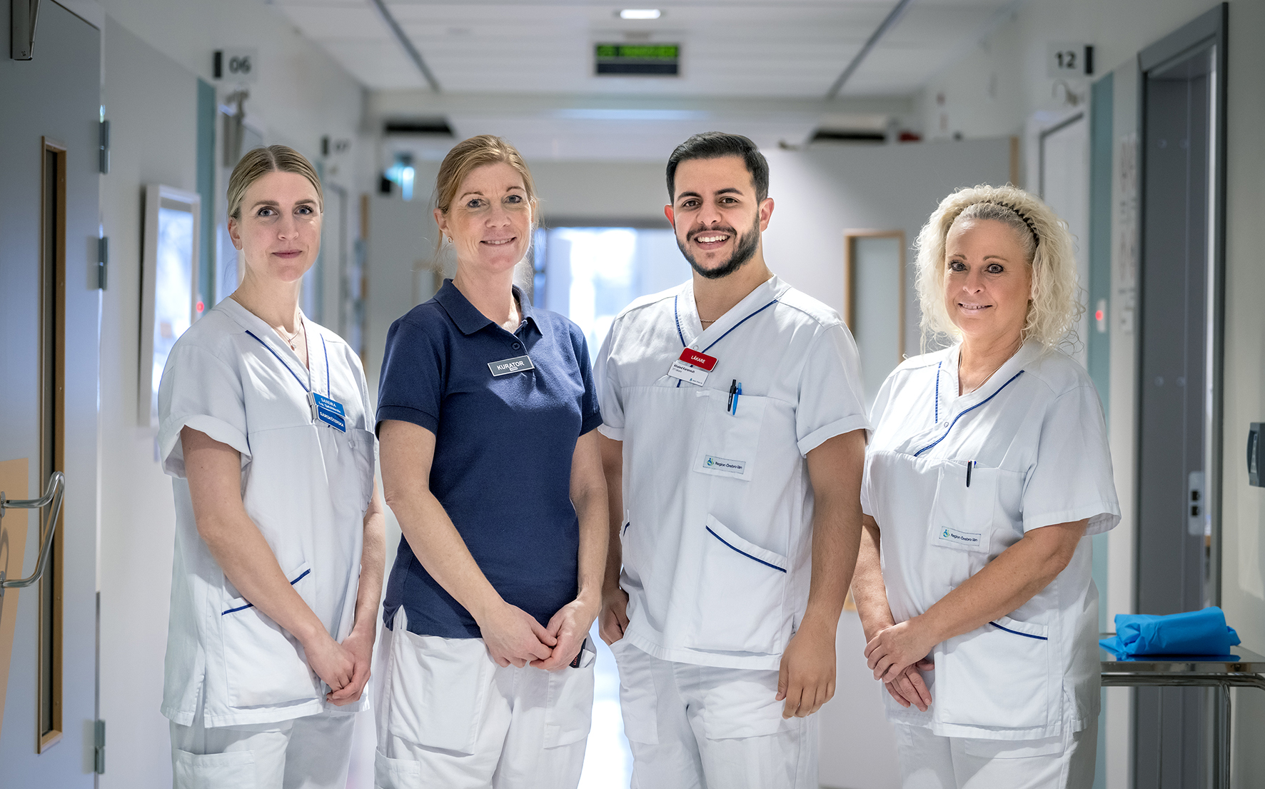 Bild på personal som arbetar på urologmottagningen.